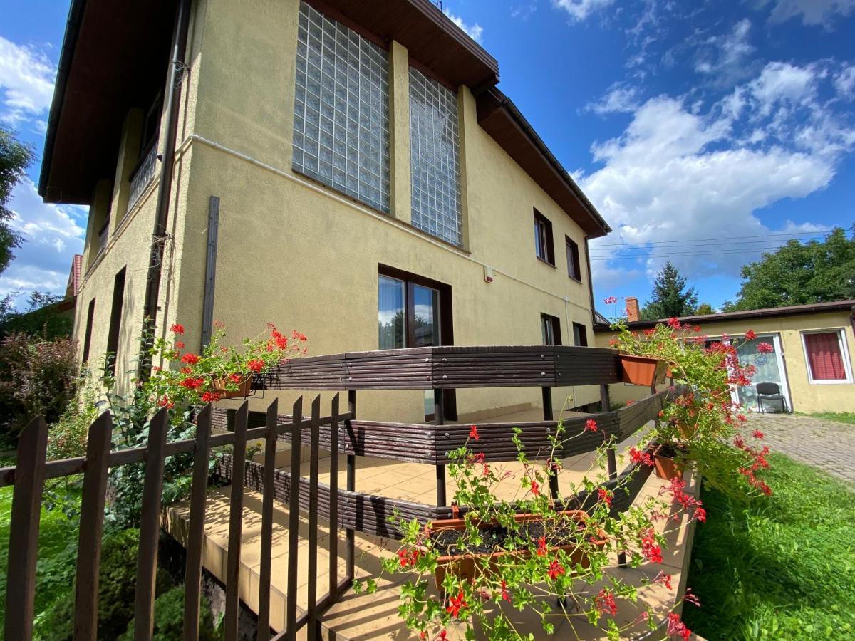 Homestay Modlinska 267 No 2 *